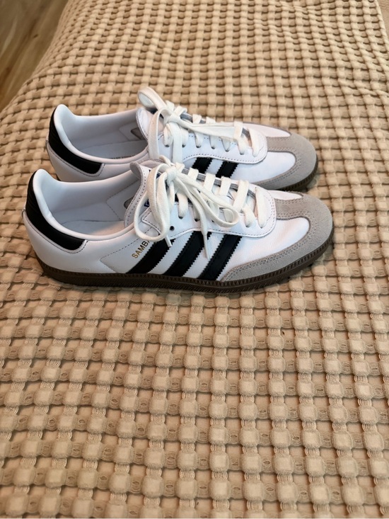 adidas Shoes - Adidas Samba OG. Size 8.
